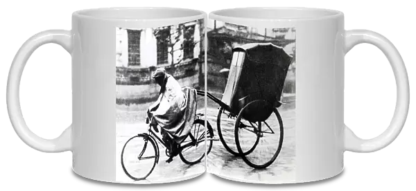 Bicycle taxi, German-occupied Paris, 1940-1944