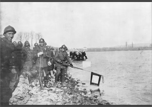 2nd Moroccan division bathes its flags in the Rhine, Huningue, Alsace, France, 21 November 1918