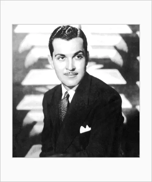 Kent Taylor, American actor, 1934-1935