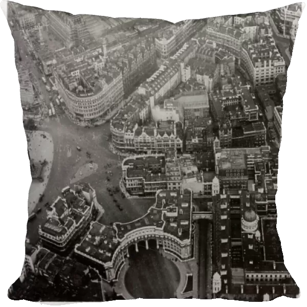 Aerial view of Trafalgar Square, London, from a Zeppelin, 1931 (1933)