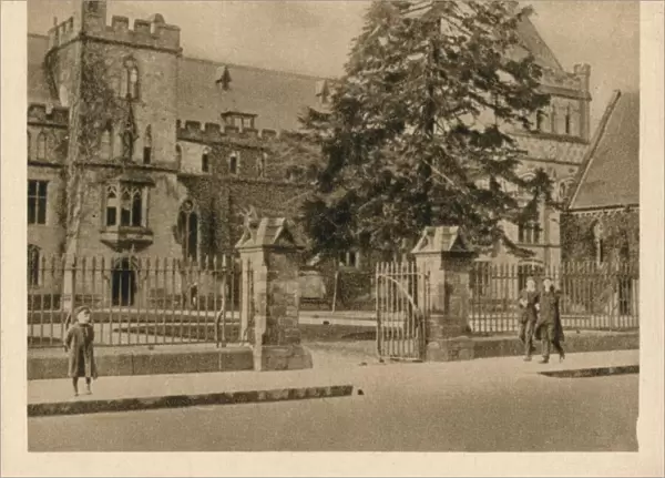 Tonbridge School, 1923