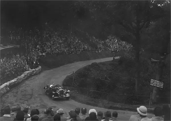 Unidentified open 4-seater car competing in the Shelsley Walsh Hillclimb, Worcestershire, 1935