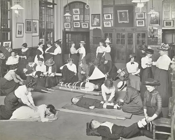 Practical first aid class for women, Blackheath Road Evening Institute, 1914