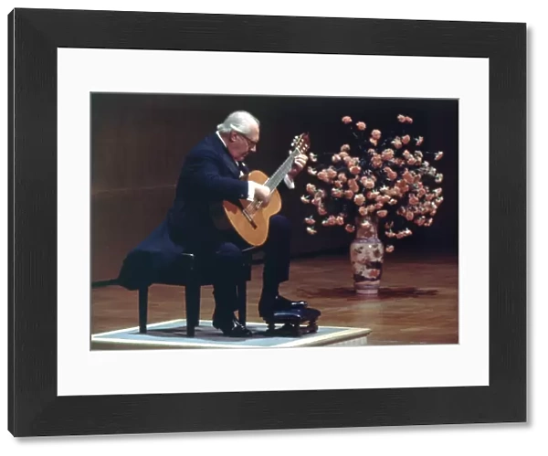 Andres Segovia (1894-1987), Spanish concert guitar during a performance in Madrid