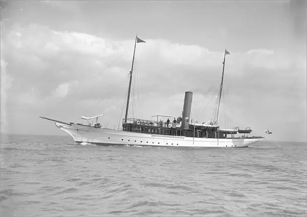 The steam yacht Sirocco II, 1911. Creator: Kirk & Sons of Cowes