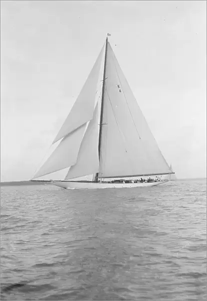 The 23 Metre sailing yacht Cambria, 1928. Creator: Kirk & Sons of Cowes