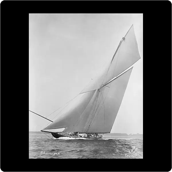 The cutter Shamrock beating upwind. Creator: Kirk & Sons of Cowes