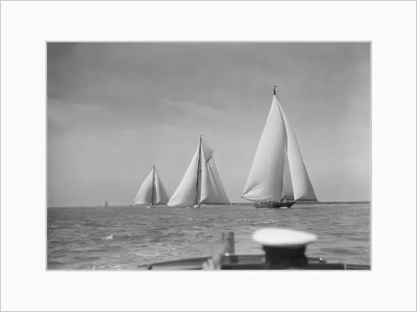 Magnificent group of 1st Class Races: Shamrock V, White Heather and Candida, 1930