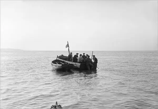 Sea salvage, 1912. Creator: Kirk & Sons of Cowes