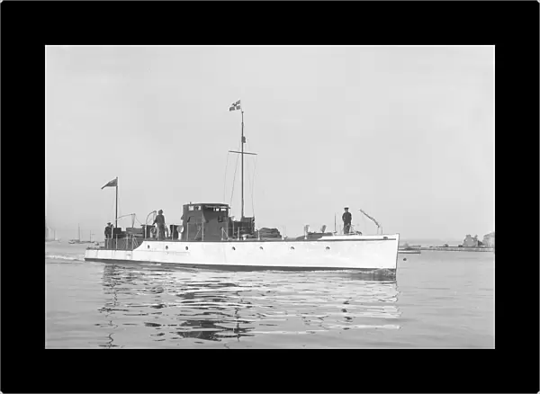 Motor yacht Amo under way, 1921. Creator: Kirk & Sons of Cowes
