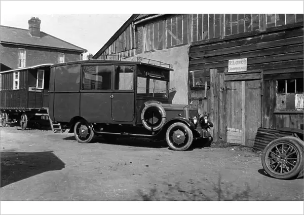 1922 Armstrong Siddeley 18hp camper conversion by Hutchings. Creator: Unknown