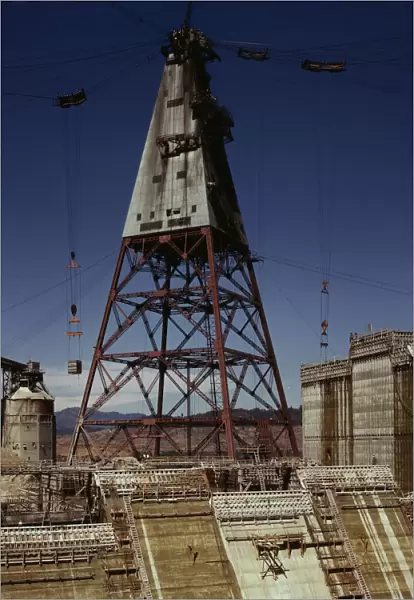 Central tower from which cable buckets carry materials used in... of Shasta dam, CA, 1942. Creator: Russell Lee