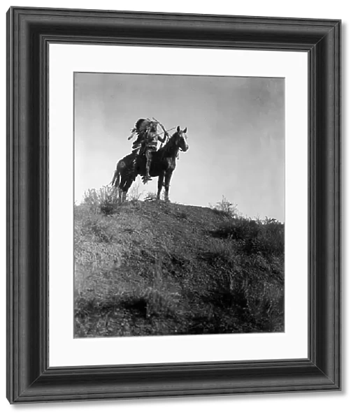 Ready for the charge-Apsaroke, c1908. Creator: Edward Sheriff Curtis