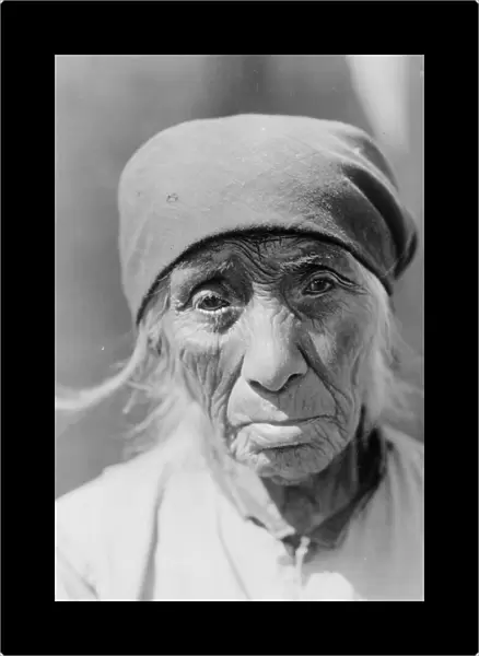A Serrano woman of Tejon, c1924. Creator: Edward Sheriff Curtis