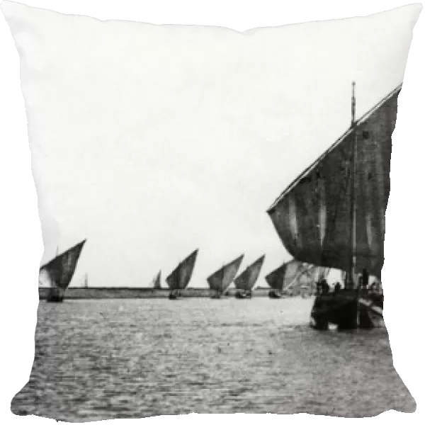 Sailing boats on the Tigris in 1917