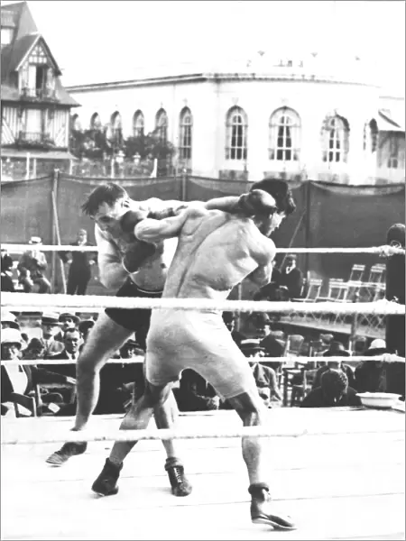 Boxing match in Deauville in 1920