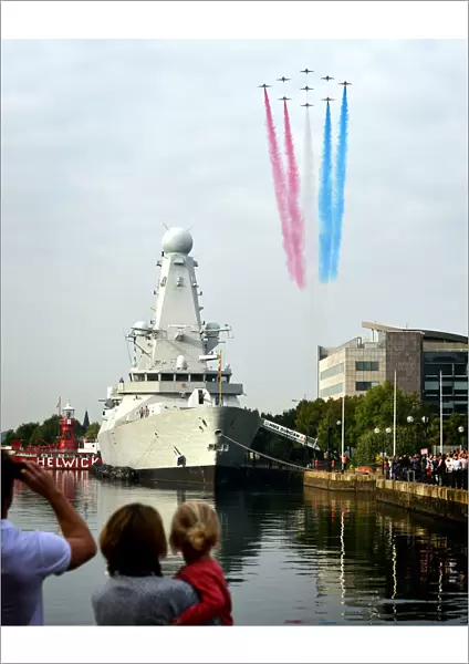Red Arrows Over HMS Duncan