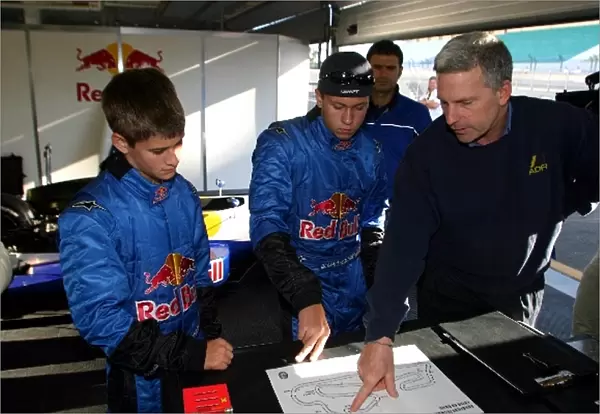 Red Bull US Driver Search: The drivers get advice from an ADR engineer