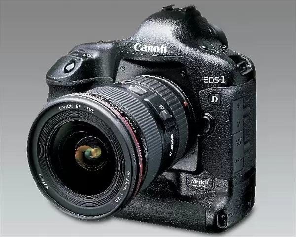 Canon EOS 1D Mark II: The new Canon EOS 1D Mark II