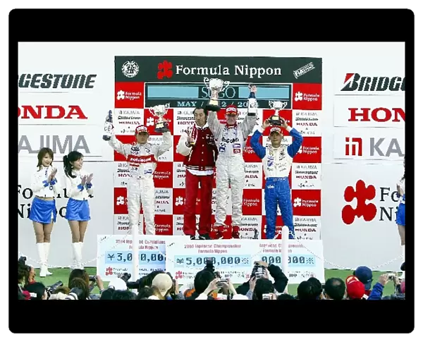 Formula Nippon Championship: The podium finishers: Yuji Ide Impul Racing 2nd, race winner Richard Lyons DoCoMo Dandelion and Juichi Wakisaka