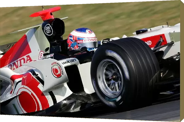 Formula 1 Testing: Jenson Button Honda RA106