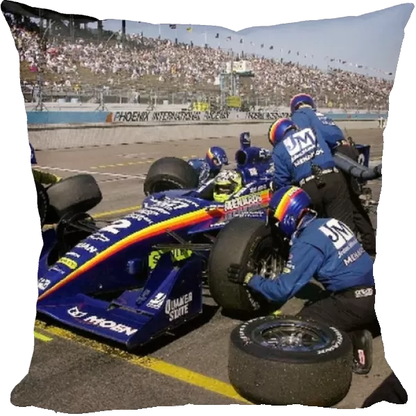 Jacques Lazier, (USA), Dallara  /  Chevrolet, makes his final pit stop on the way to a sixth place finish at the Copper World 200. Phoenix, Az. March