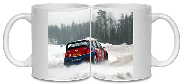 World Rally Championship: Sebastien Loeb  /  Daniel Elena Citroen Xsara WRC finished seventh to jointly lead the championship