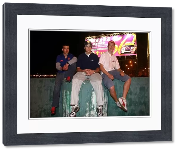 50th Macau Grand Prix: Boys night out in Macau! L to R, Ernesto Viso, Nelson Piquet Jnr and Ryan Briscoe
