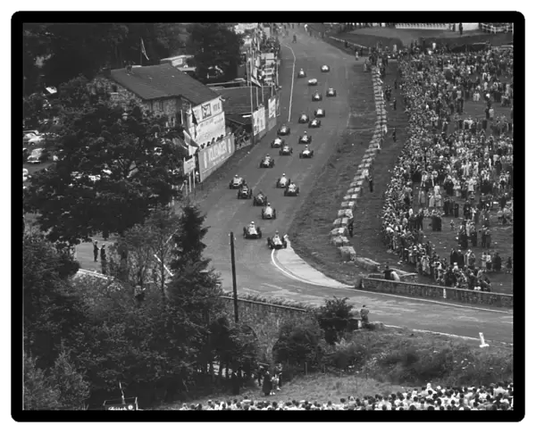 1952 Belgian Grand Prix: Alberto Ascari and Giuseppe Farina lead at the start. Jean Behra lead briefly at the end of the lap, action