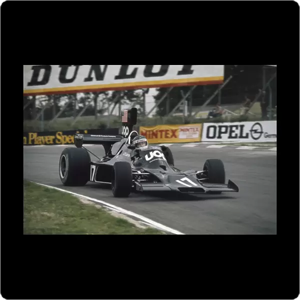 1974 British Grand Prix: Jean-Pierre Jarier, Shadow DN3-Ford, retired. Action
