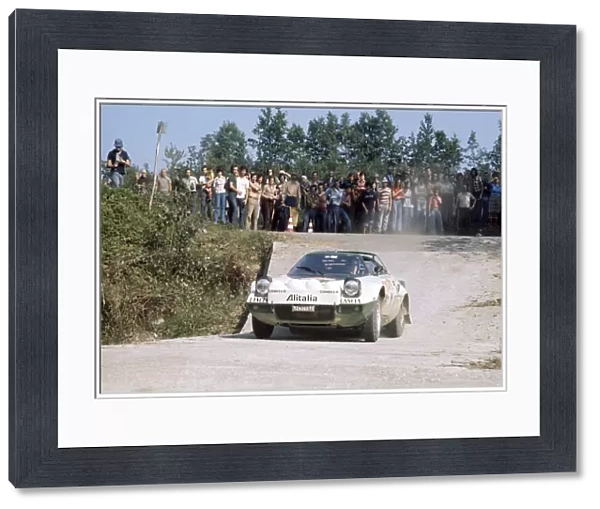 Sanremo Rally, Italy. 4-10 October 1975: Bjorn Waldegaard  /  Hans Thorszelius, 1st position