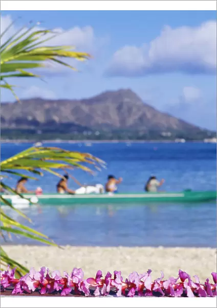 Hawaii, Oahu, Waikiki, Diamond Head, Canoe Paddlers With Orchid Lei In The Foreground
