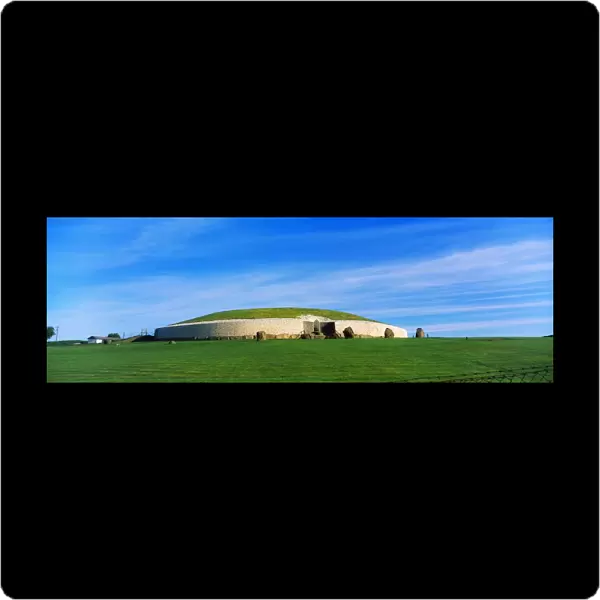 Newgrange, Co Meath, Ireland; One Of The Prehistoric Passage Tombs Of The Bru Na Boinne Complex
