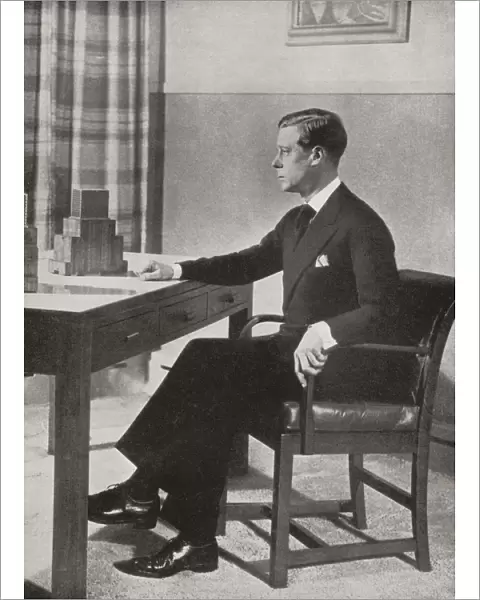 King Edward Viii, Preparing To Broadcast His Decision To Abdicate, From Broadcasting House, 11 December 1936. Edward Viii, Edward Albert Christian George Andrew Patrick David, Later The Duke Of Windsor, 1894