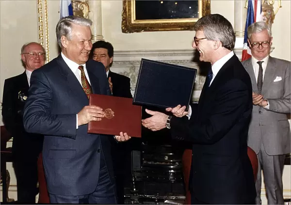 John Major British Conservatitve Prime Minister with Russian President Boris Yeltsin