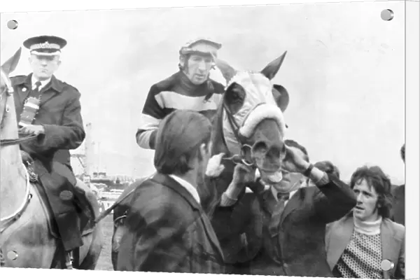 L Escargot and Jockey Tommy Carberry after winning from Red Rum in the 1975 Grand