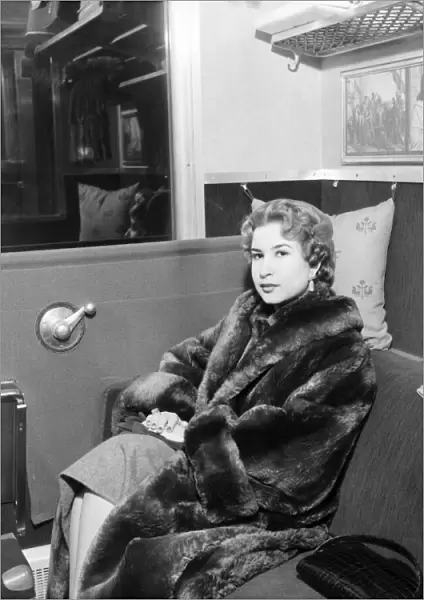 Ex-Queen Nariman. March 1953 D1353-001