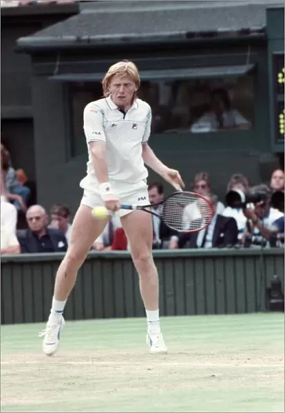 Wimbledon Tennis. Boris Becker. June 1988 88-3488-069