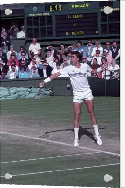 Wimbledon Tennis. Becker v. Lendl. July 1988 88-3559-014