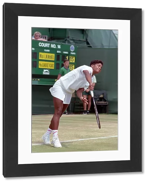 Wimbledon Tennis. Arantxa Sanchez-Vicario v. Lori McNeill. July 1989 89-3964-019