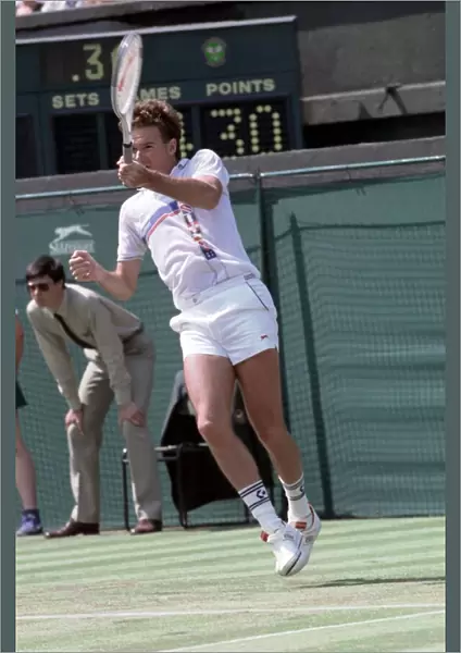Wimbledon. Jimmy Connors. June 1988 88-3372-045