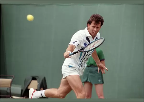 Wimbledon. Jeremy Bates. June 1989 89-3819-012