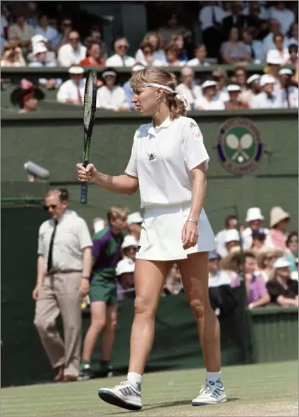 Wimbledon. Steffi Graf. July 1991 91-4353-042
