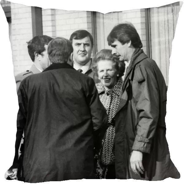 Mrs Thatcher surrounded by detectives in Salford. February 1988 P005265