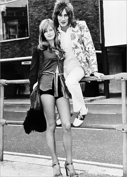 Rod Stewart Singer with Dee Harrington in his early days