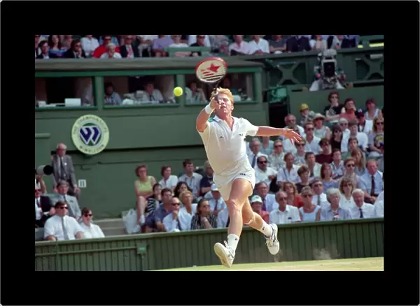 Wimbledon Tennis. Mens Semi. Boris Becker v. David Wheaton. July 1991 91-4275-176