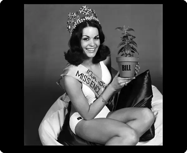 Plant: Unusual: Miss England Vicki Harris. March 1975 75-01591-002