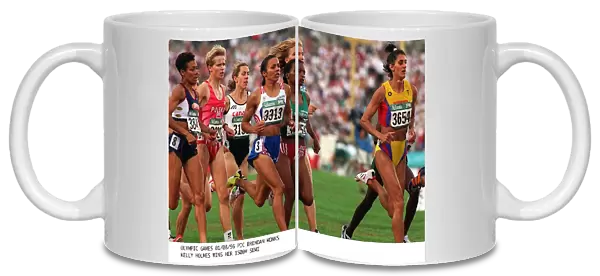 Kelly Holmes athlete of Great Britain wins her 1500m semi final during the Atlanta
