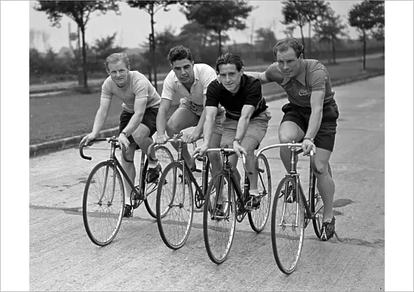 Olympic cyclist and World Sprint Champion Reg Harris (right