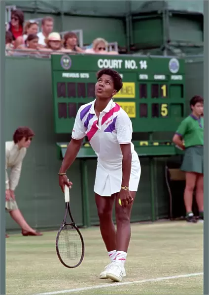 Wimbledon Tennis. Arantxa Sanchez-Vicario v. Lori McNeill. July 1989 89-3964-009